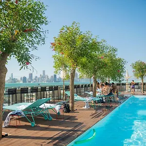 Otel Bossa Nova, Beyrut